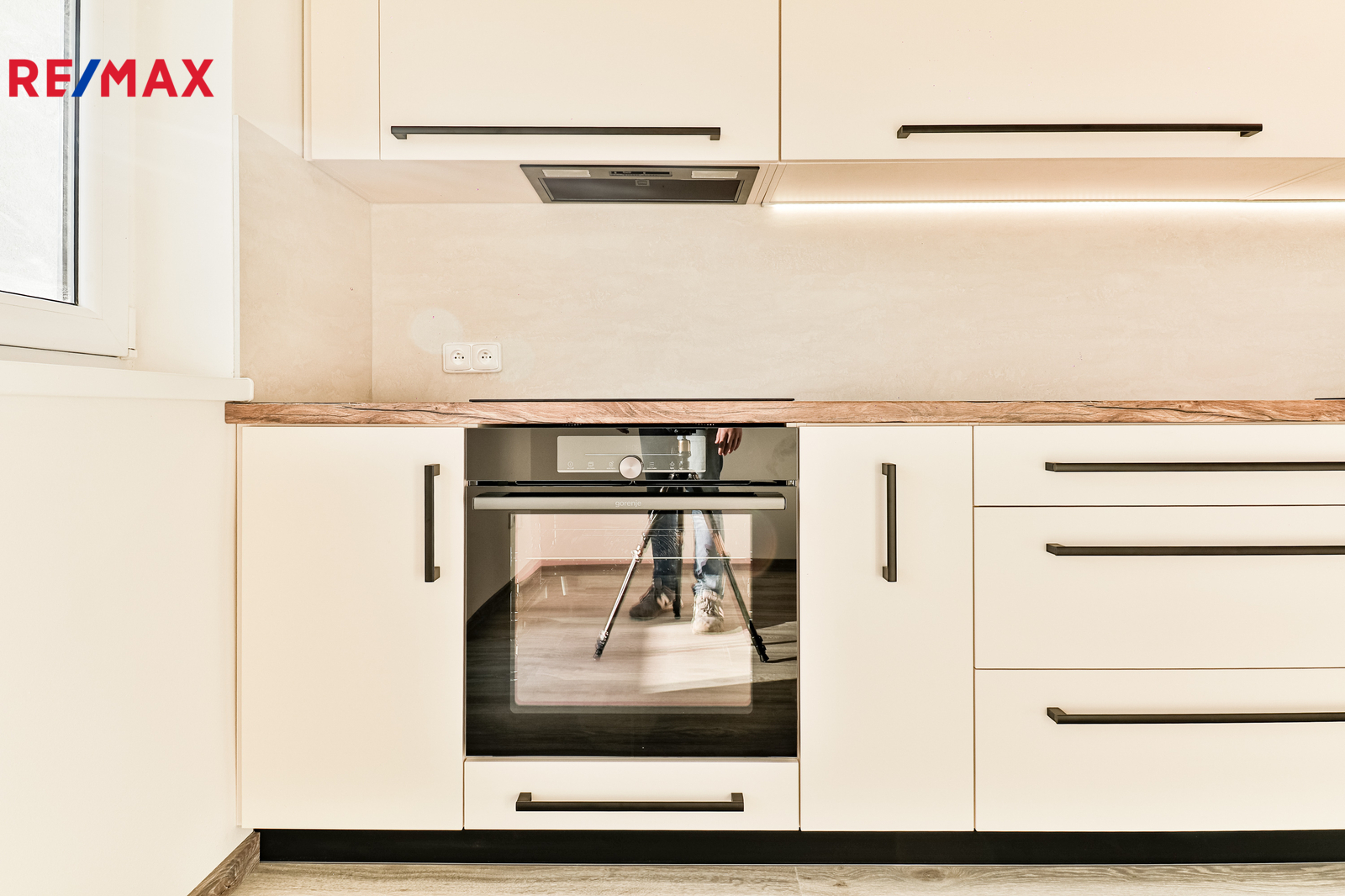 +420 739 604 767 I www.vaclavadamcik.cz I vaclav.adamcik@re-max.cz I pronájem bytu 3+kk Kaňovice