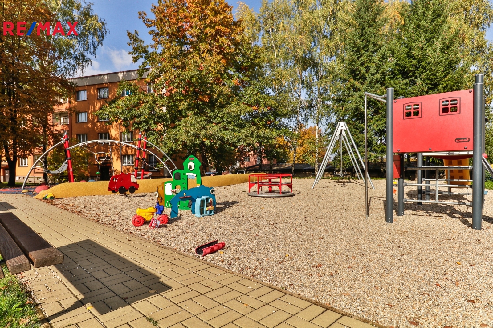  739 604 767 I www.vaclavadamcik.cz I vaclav.adamc