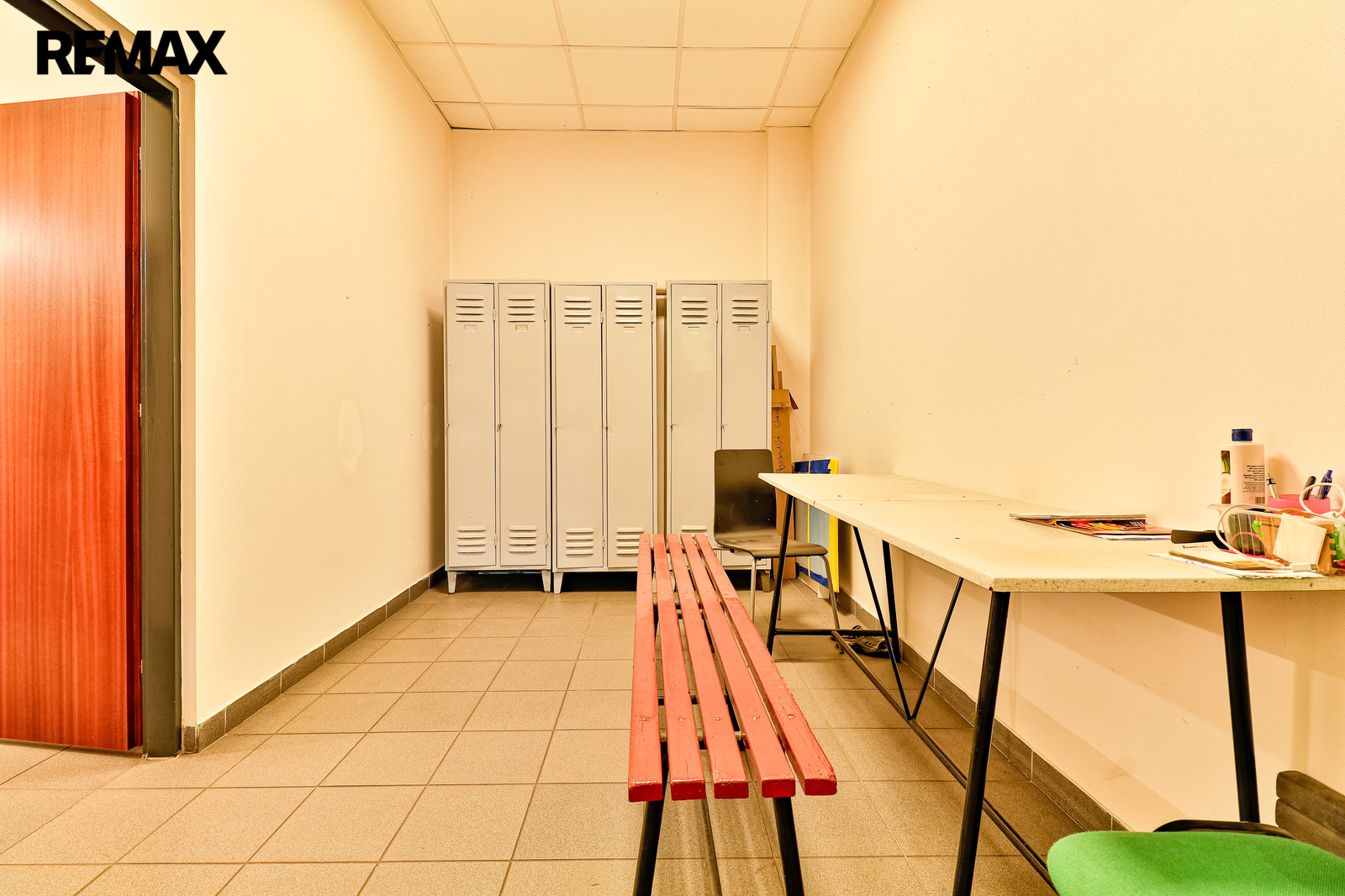 +420 739 604 767 I vaclav.adamcik@re-max.cz I pron