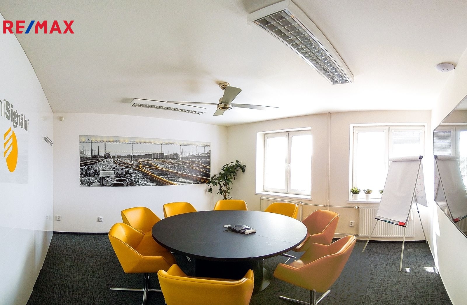 +420 739 604 767 I www.vaclavadamcik.cz I vaclav.a