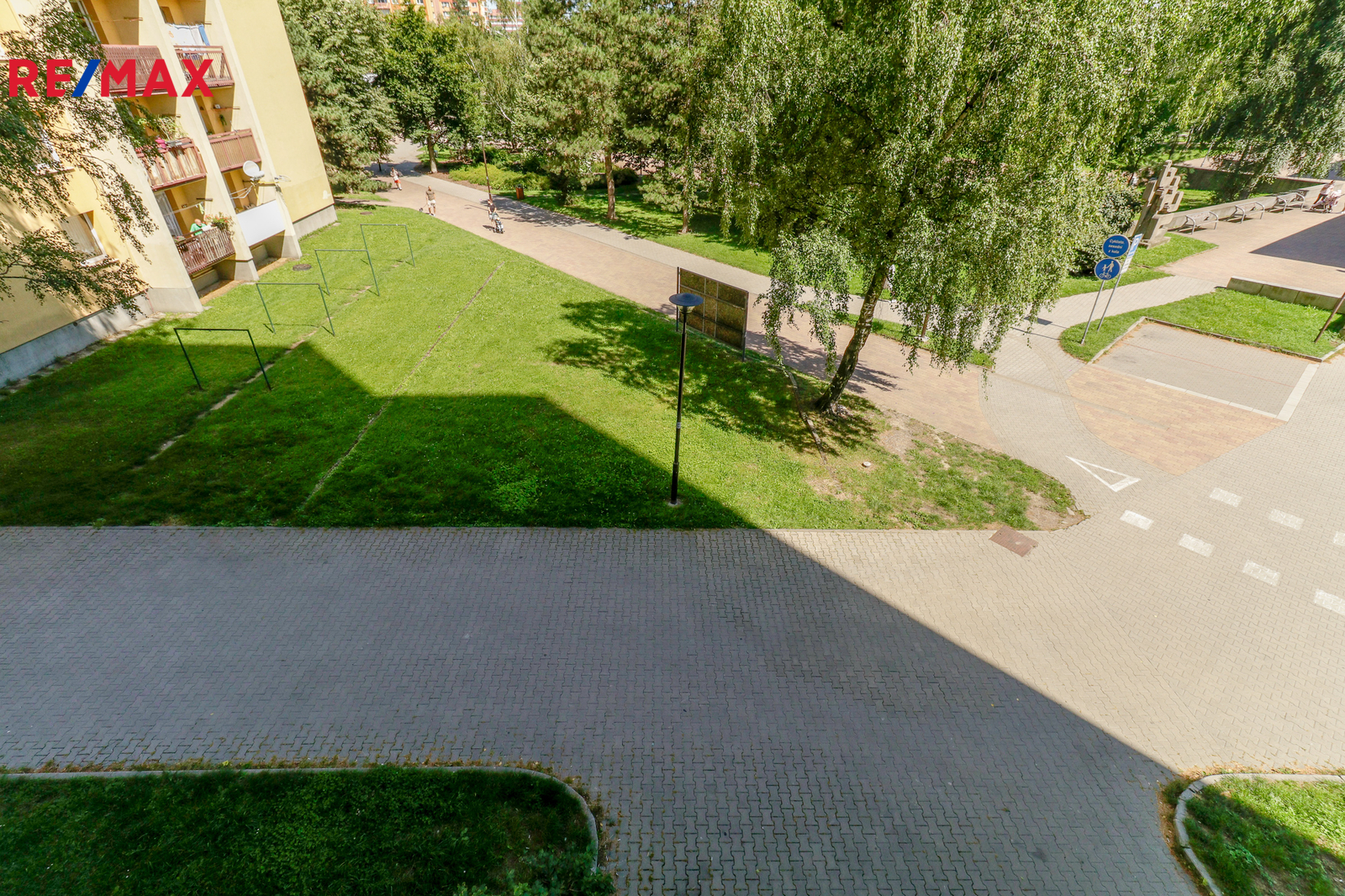 +420 739 604 767 I www.vaclavadamcik.cz I vaclav.a