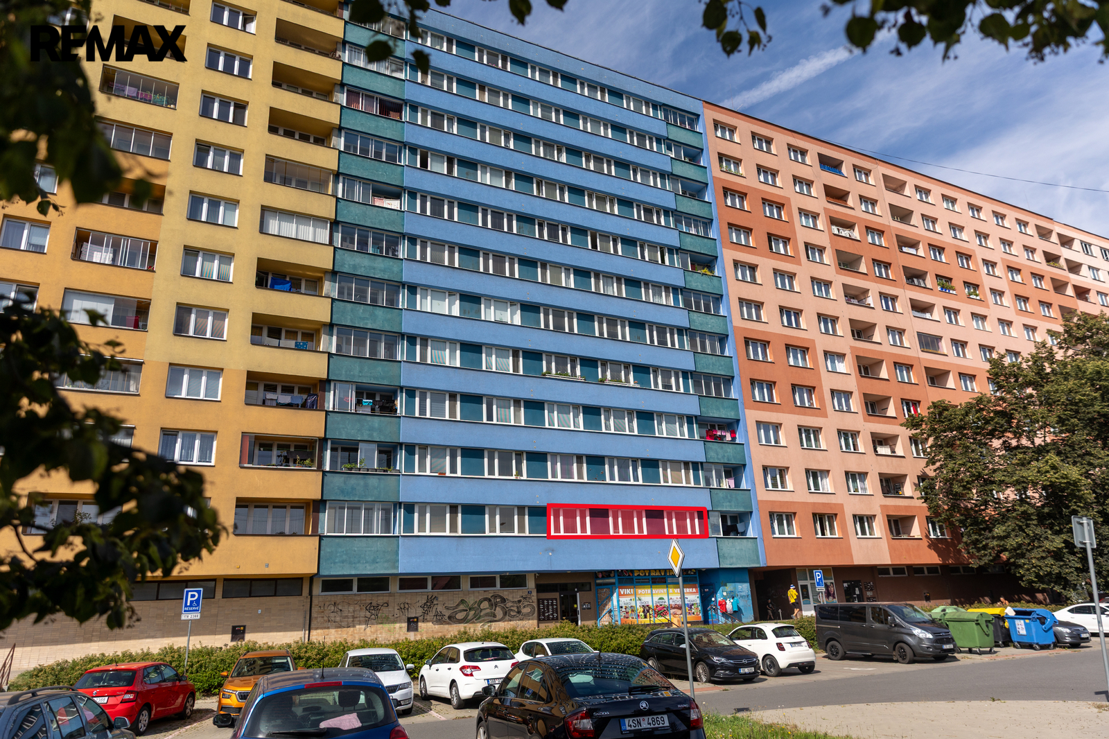 +420 721 415 122 I lucie.krechterova@remax-czech.c