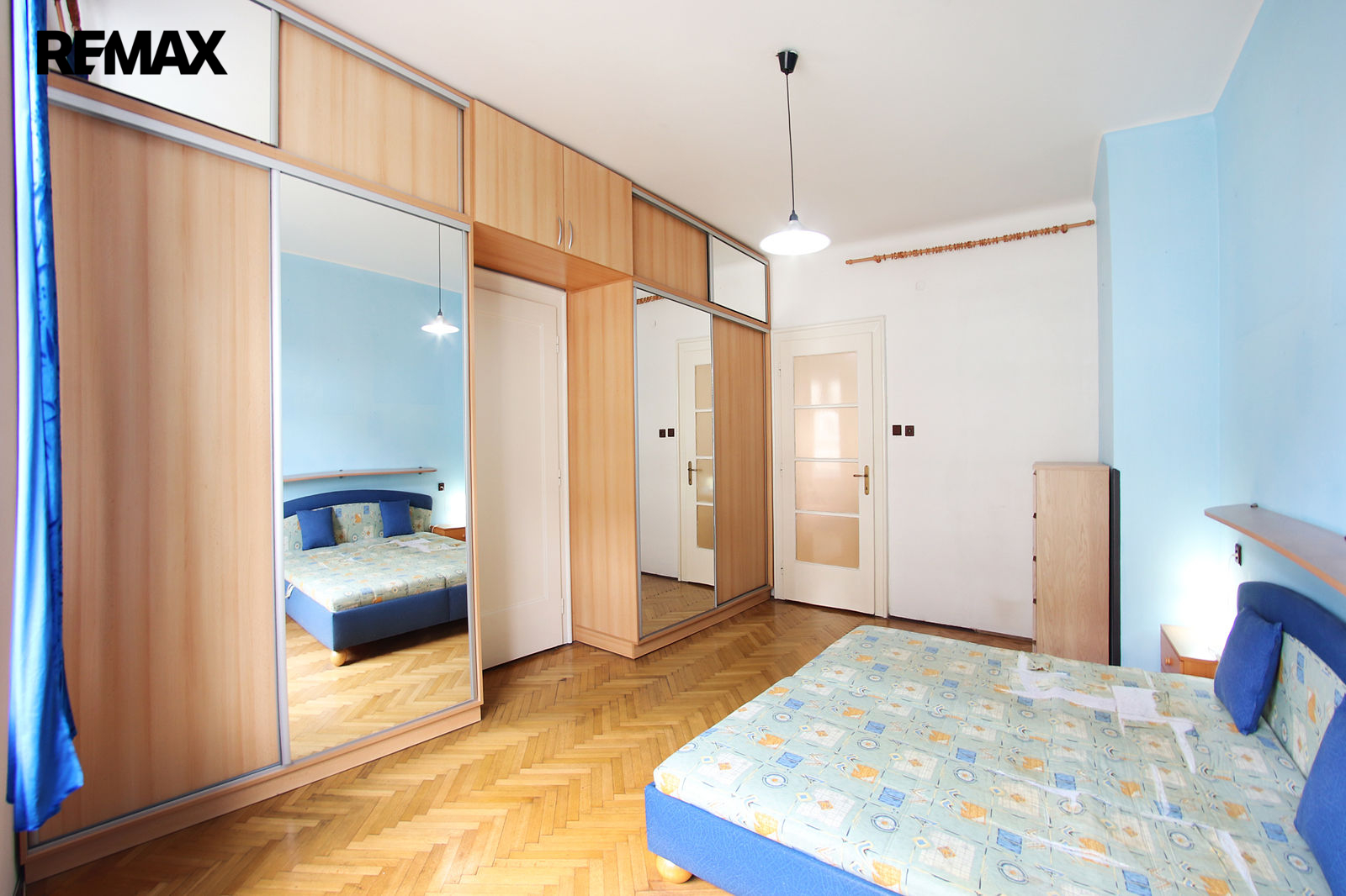  +420 739 604 767 I www.vaclavadamcik.cz I vaclav.