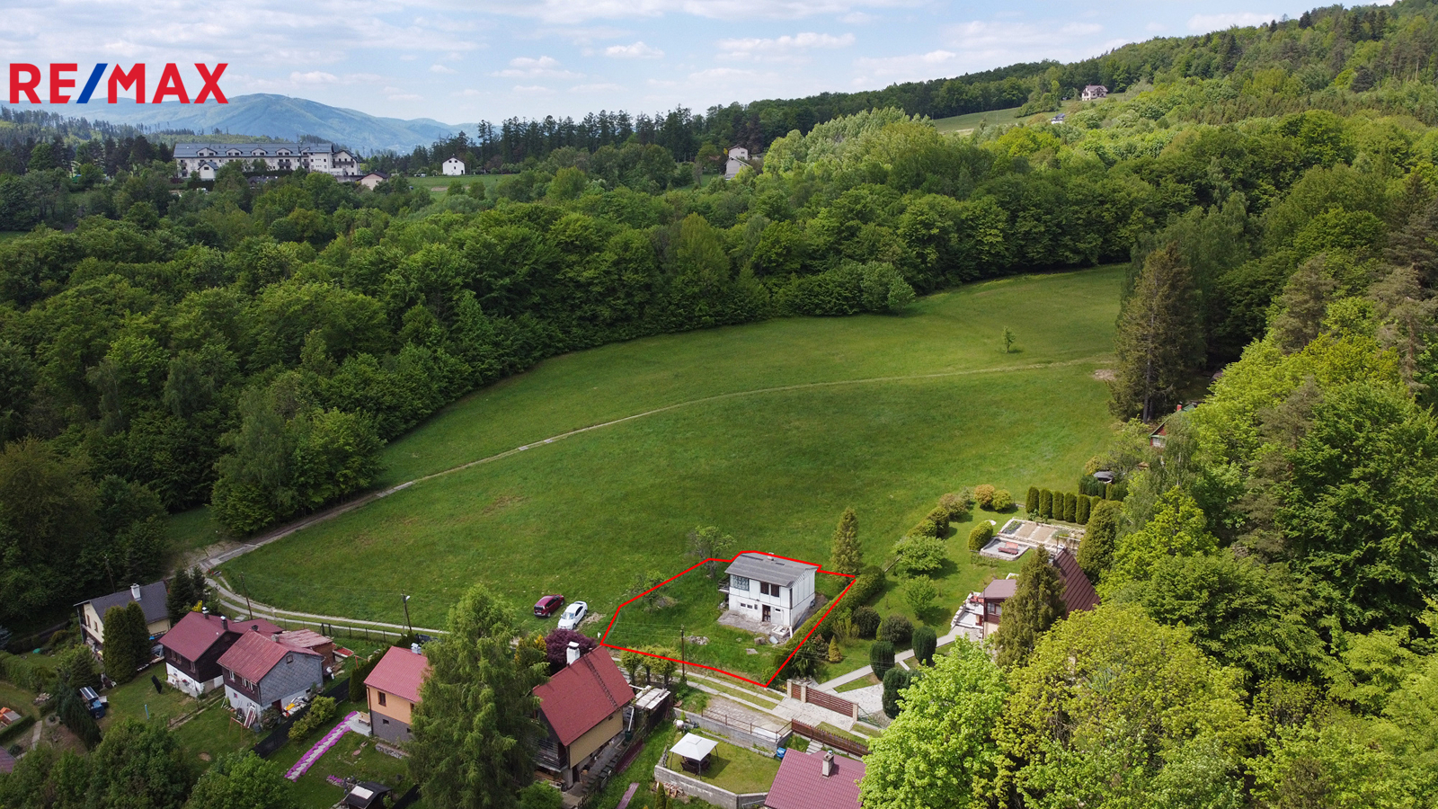 +420 776 335 999, ladislav.urbancik@re-max.cz