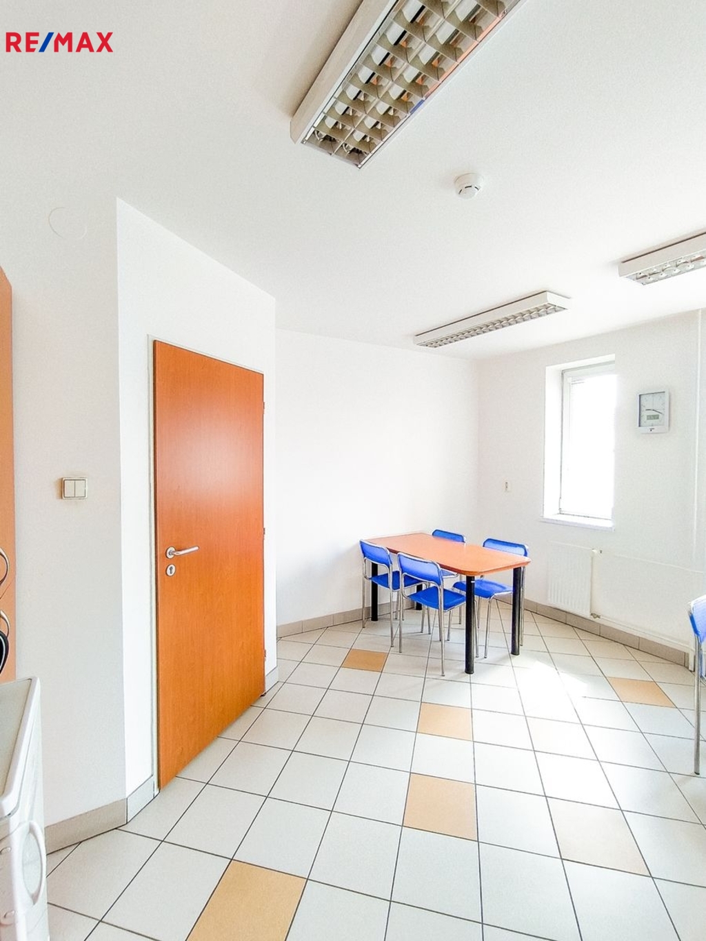 +420 739 604 767 I www.vaclavadamcik.cz I vaclav.a