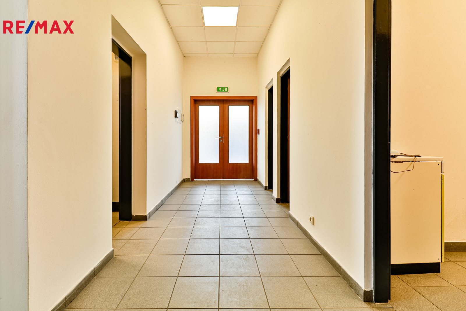 +420 739 604 767 I vaclav.adamcik@re-max.cz I pron