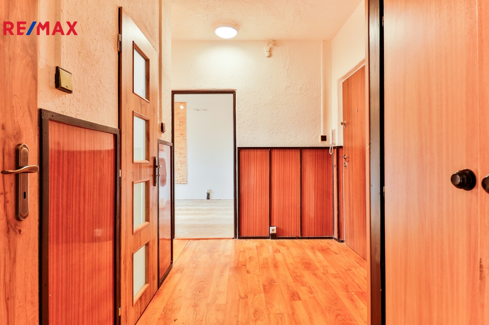  739 604 767 I www.vaclavadamcik.cz I vaclav.adamc