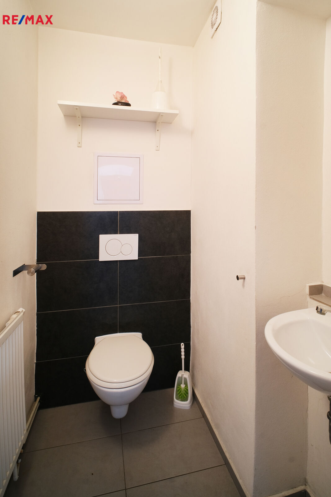 toaleta, ul. Rudná, 2.NP