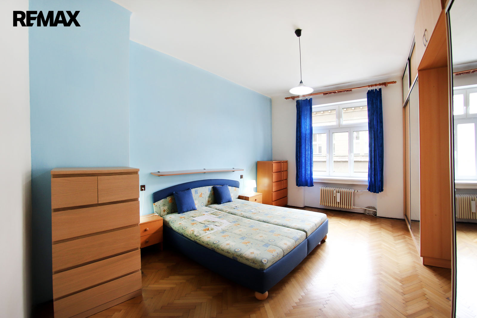  +420 739 604 767 I www.vaclavadamcik.cz I vaclav.