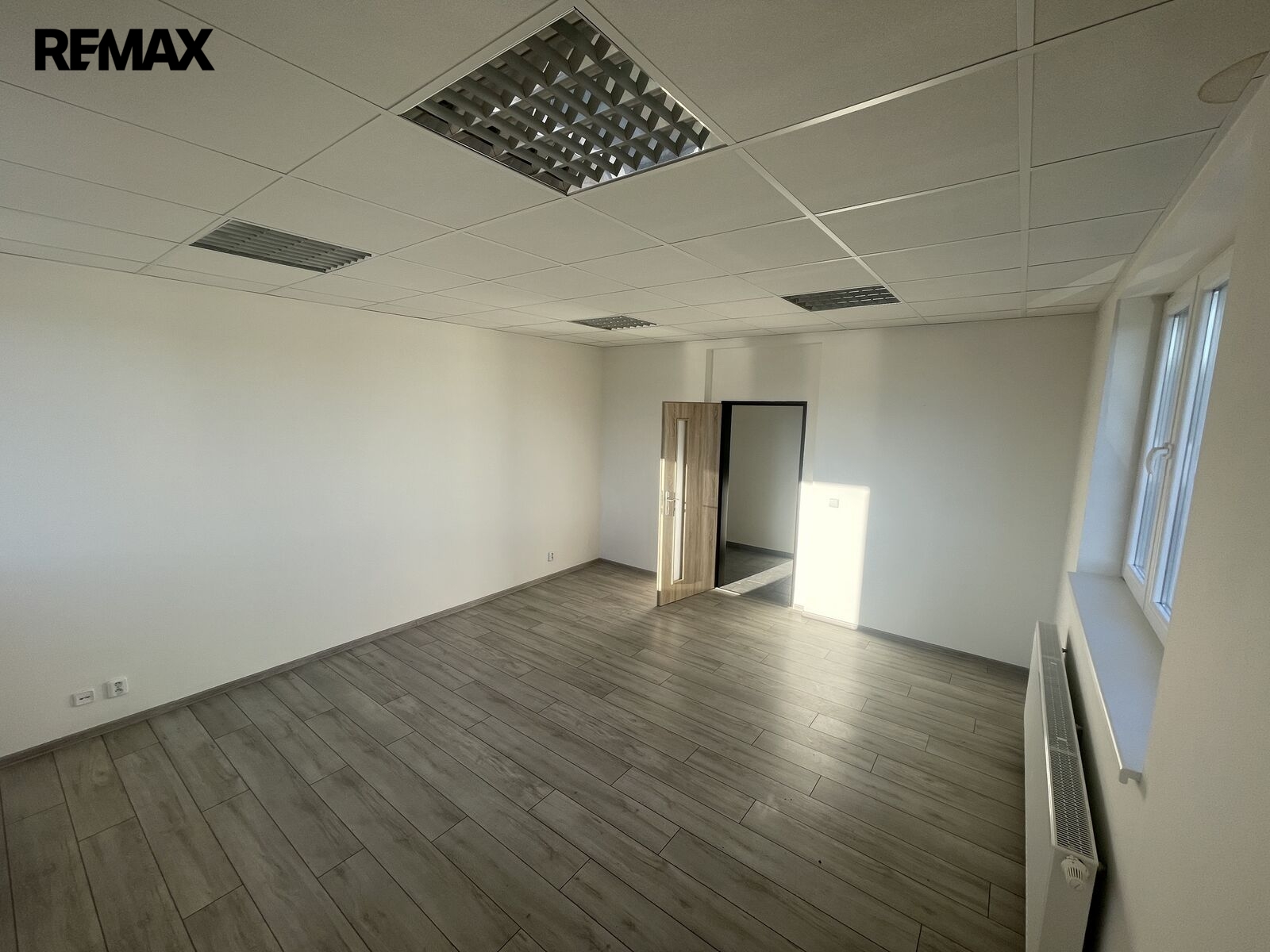 Petr Sonnenschein | +420 778 750 999 | RE/MAX Centrum | Dobrá u Frýdku Místku