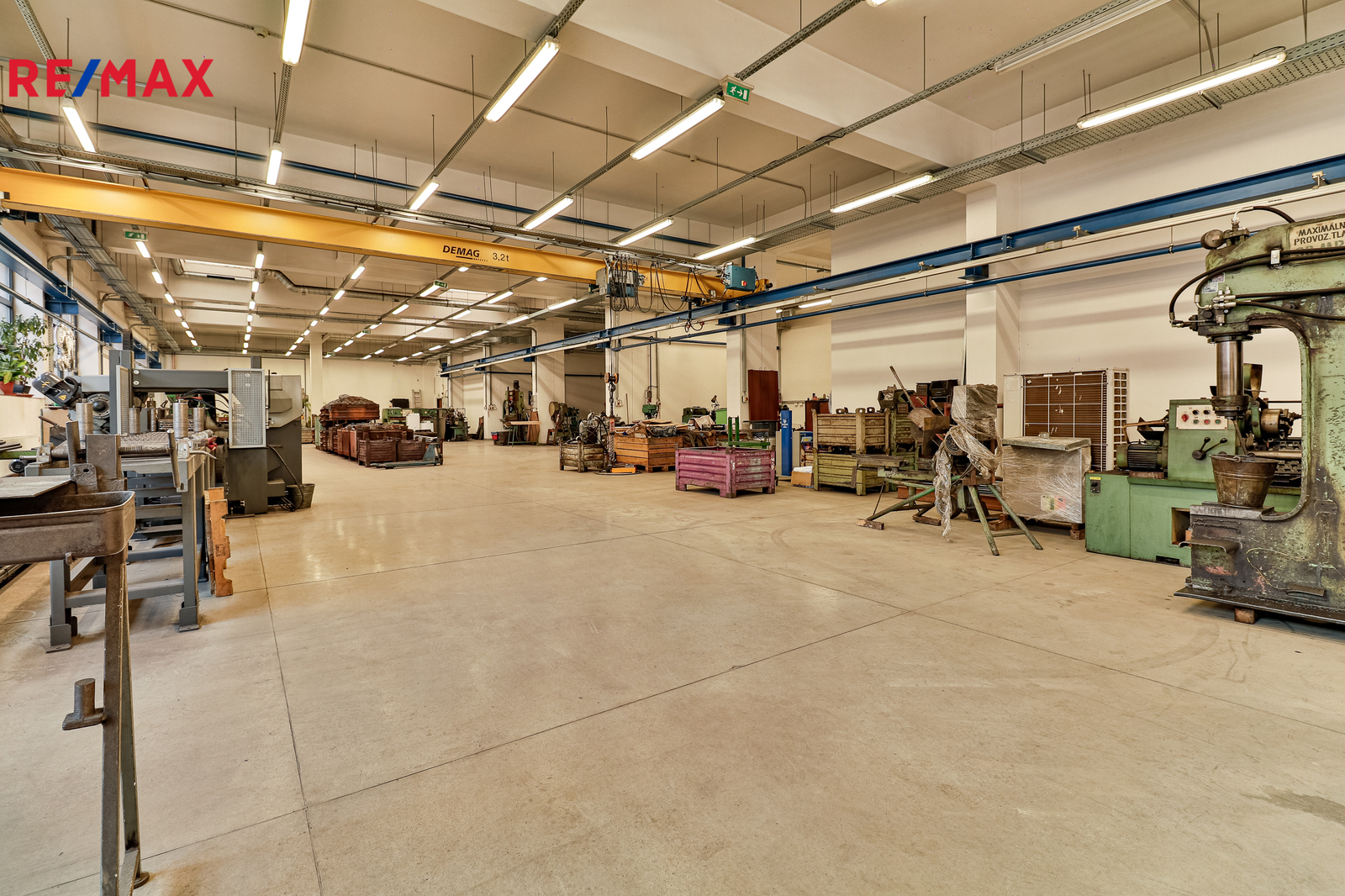 +420 739 604 767 I vaclav.adamcik@re-max.cz I pron