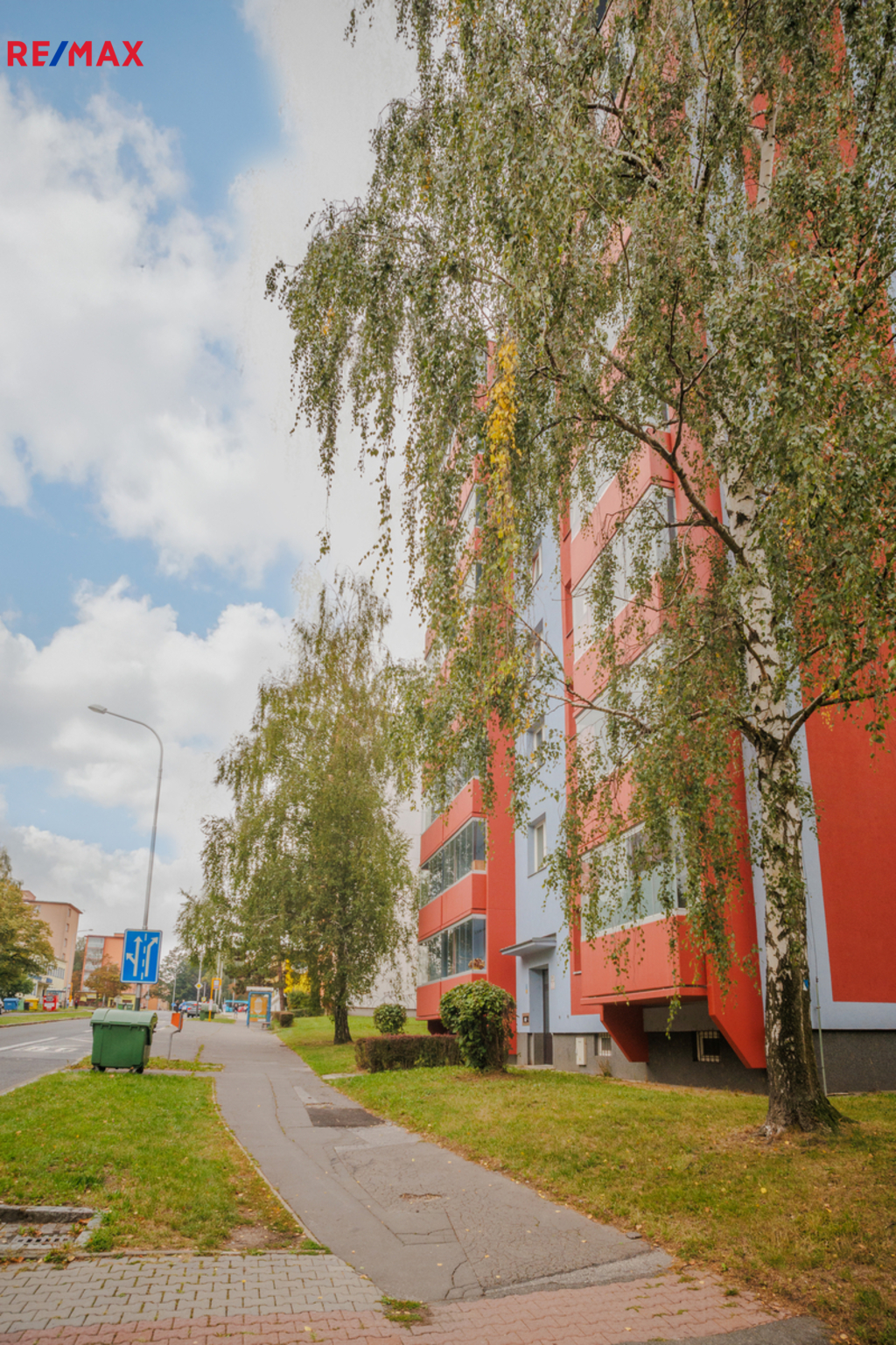 Petr Sonnenschein?+420 778 750 999?RE/MAX Centrum