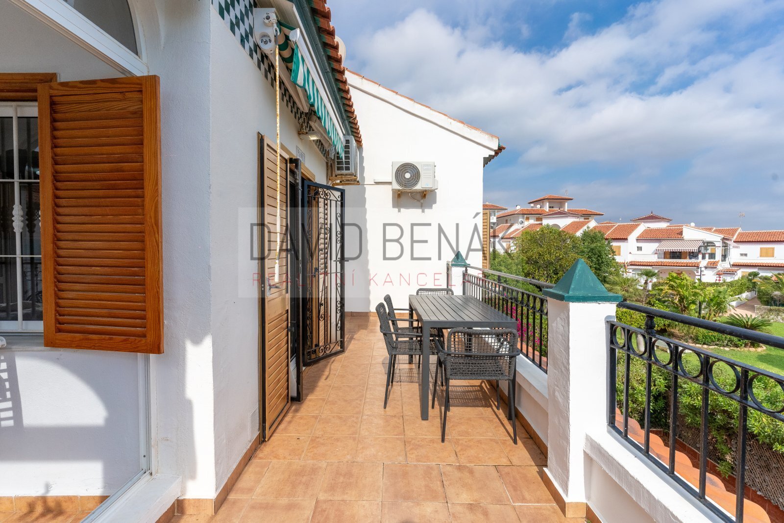 20251008-DSC09373-HDR copy.jpg