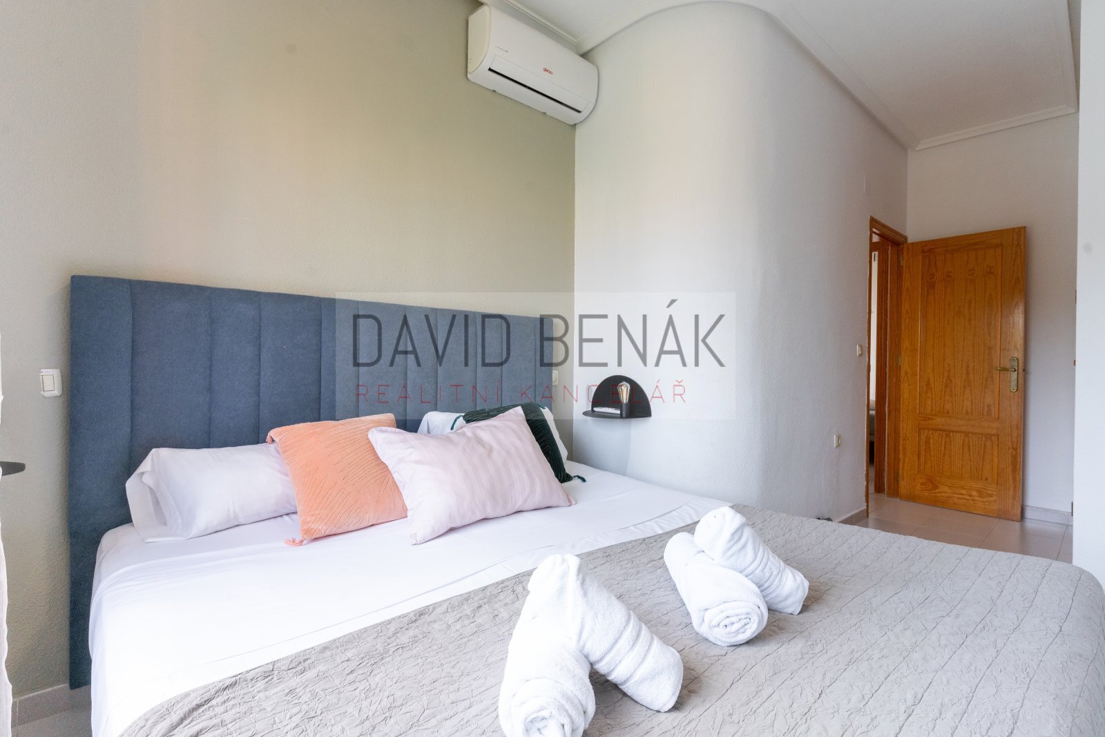 20251008-DSC09187 copy.jpg