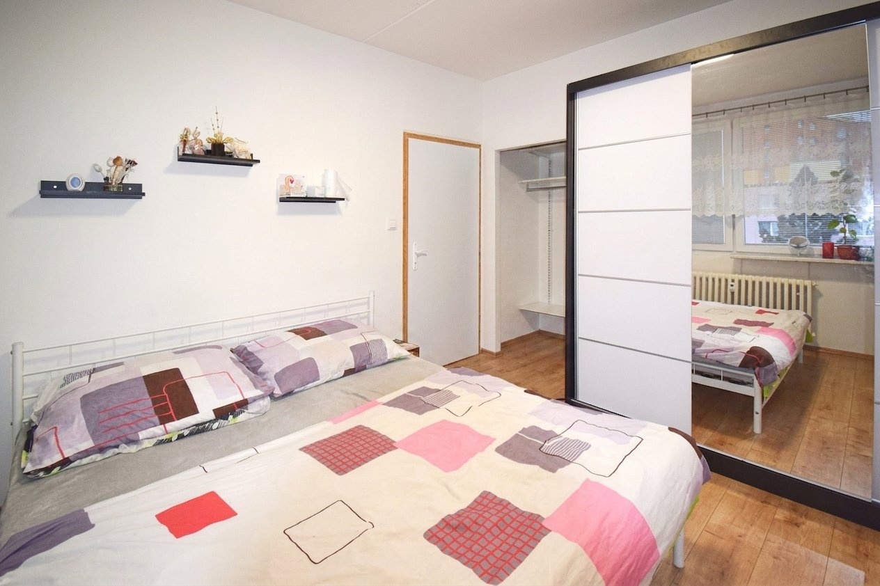 interior-viz-1787151859495