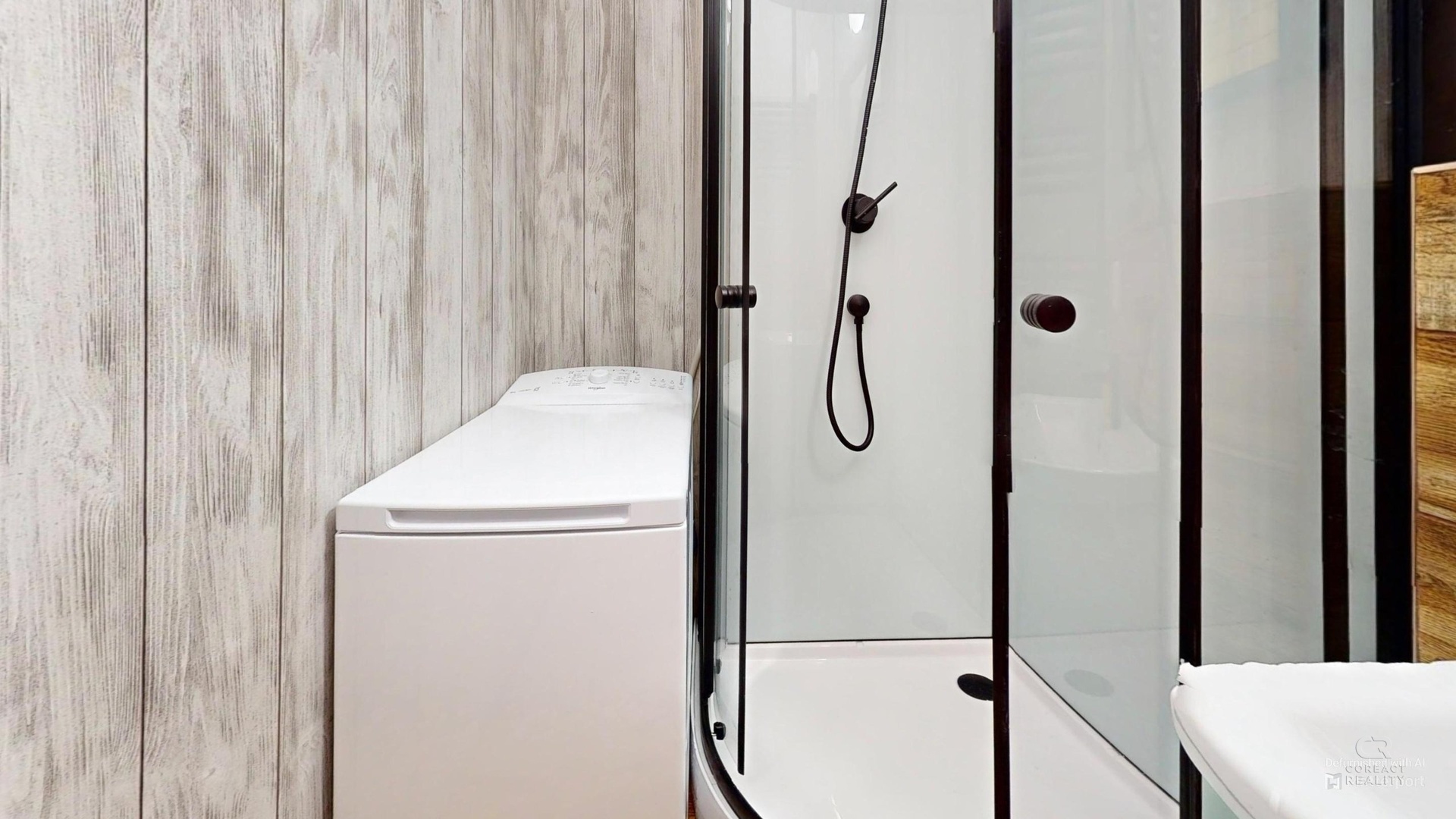 Byt-2kk-Kladno-ul-V-Bazantnici-Bathroom-Defurnishe