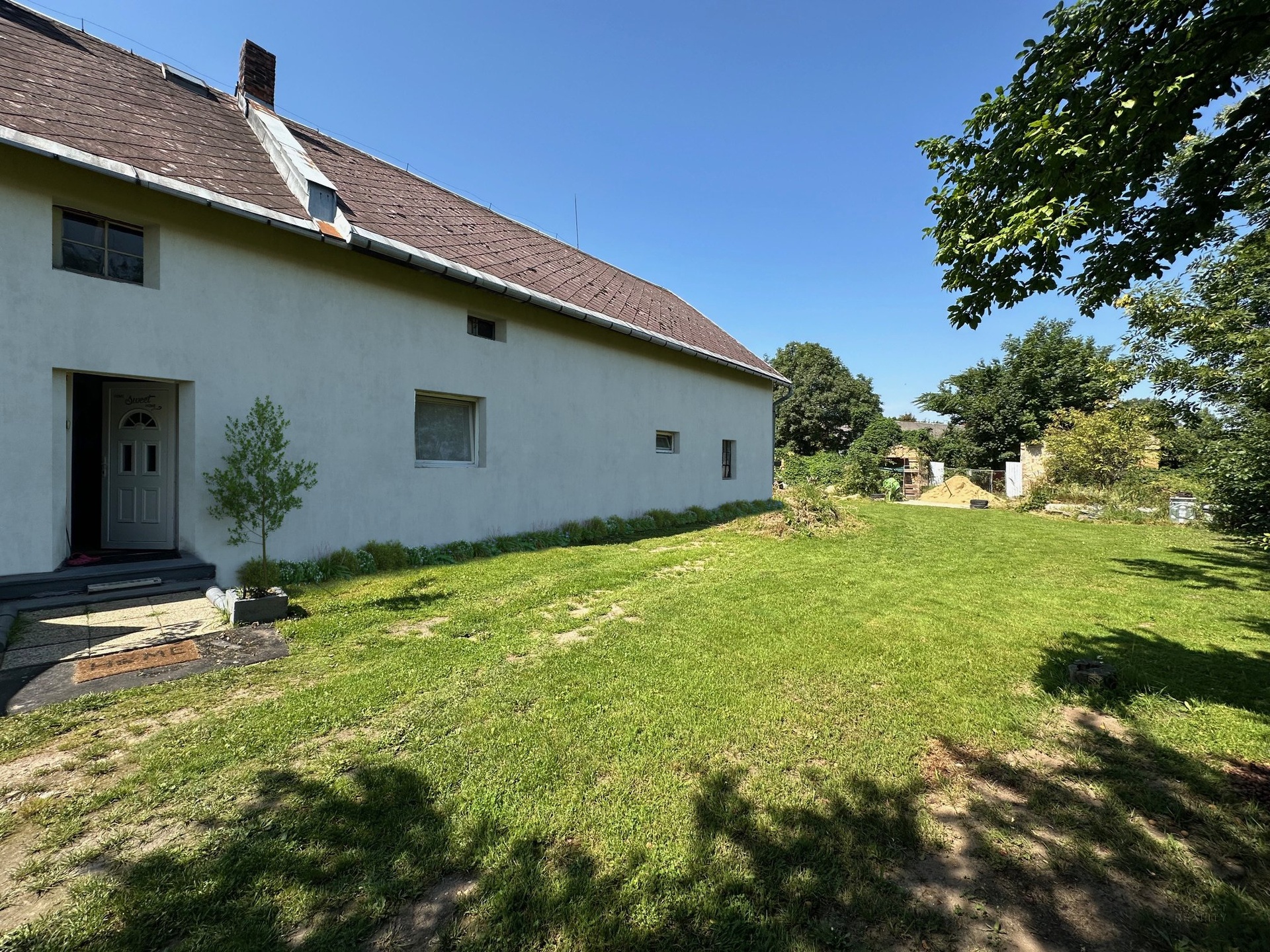 View 2 - D01 (35)