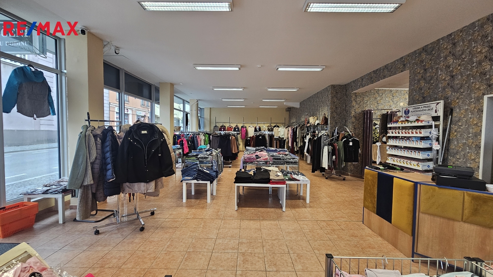 Pronájem obchodu Kolín 35 000 Kč za měsíc, foto 5
