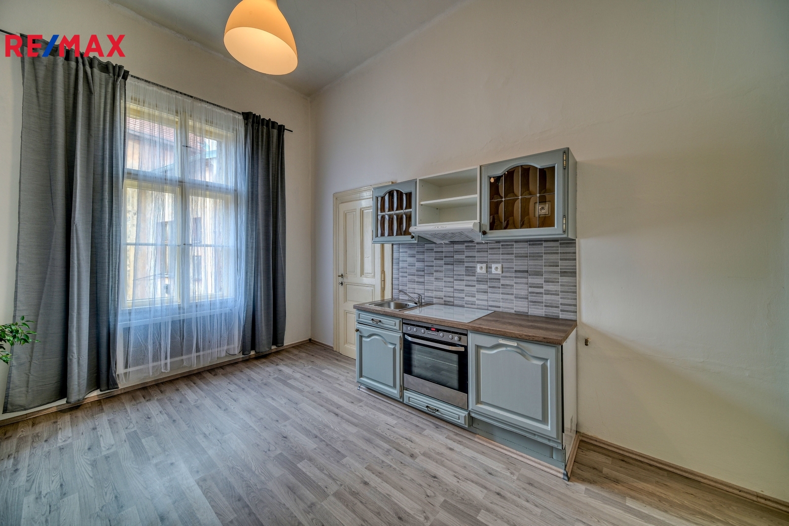 kuchyně s jídelnou