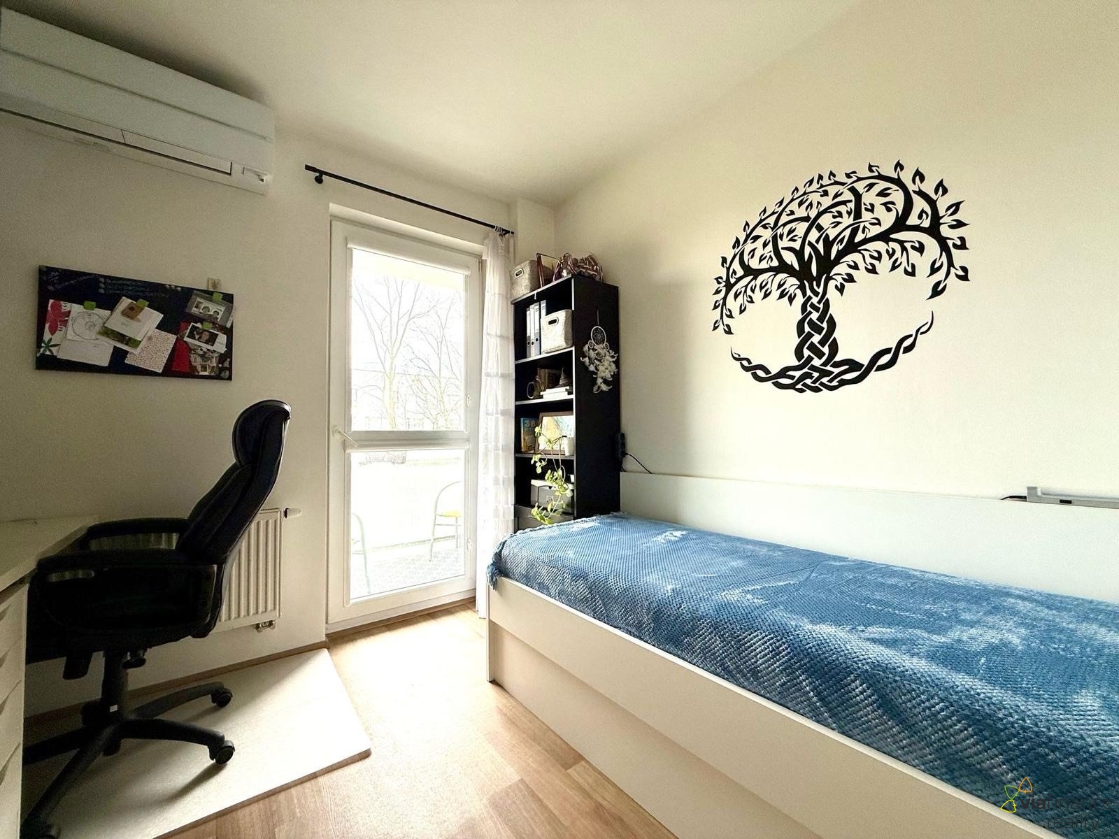 affee4b2-101c-4591-8dc4-b01f59a14368