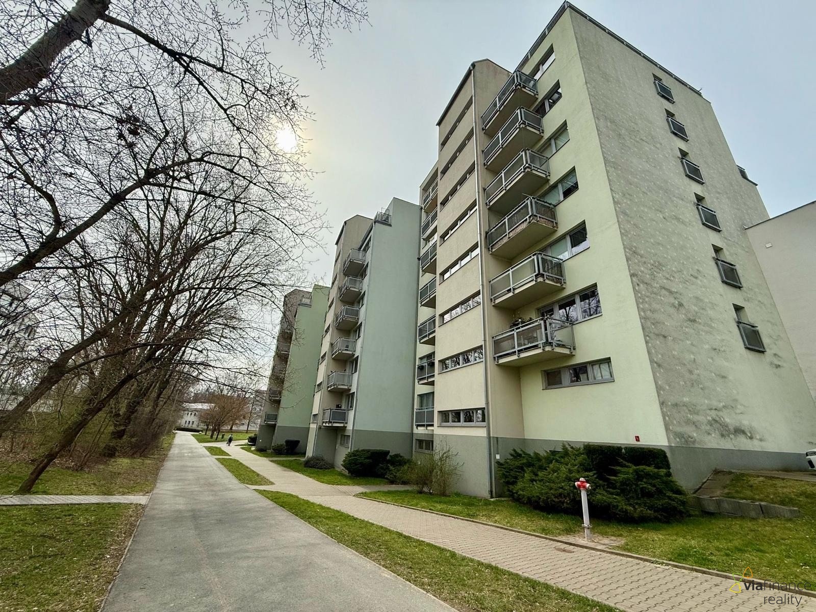 6ef96258-8b28-47ef-a95c-b5787d800c47