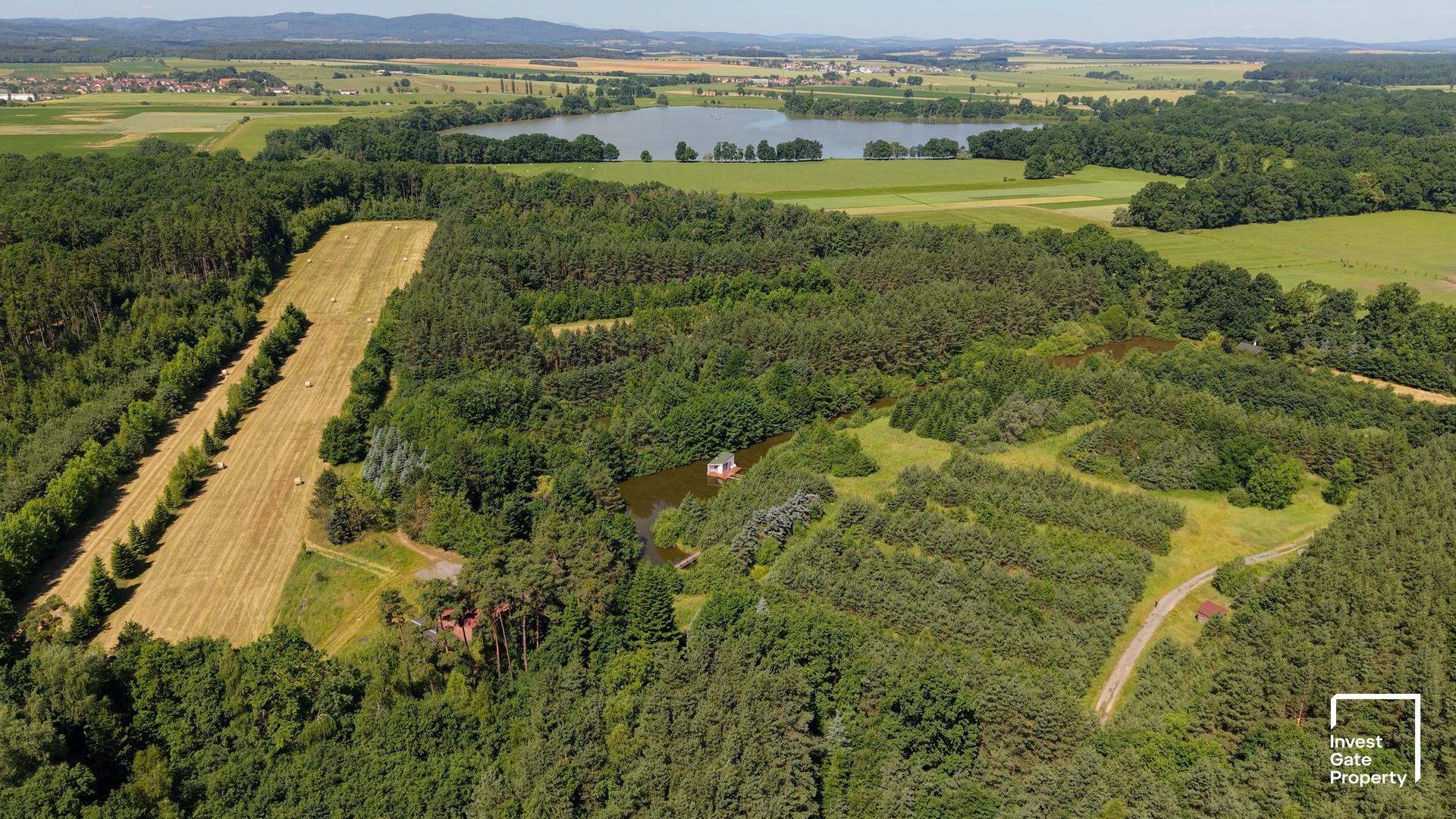Čejkovice - pozemek, prodej