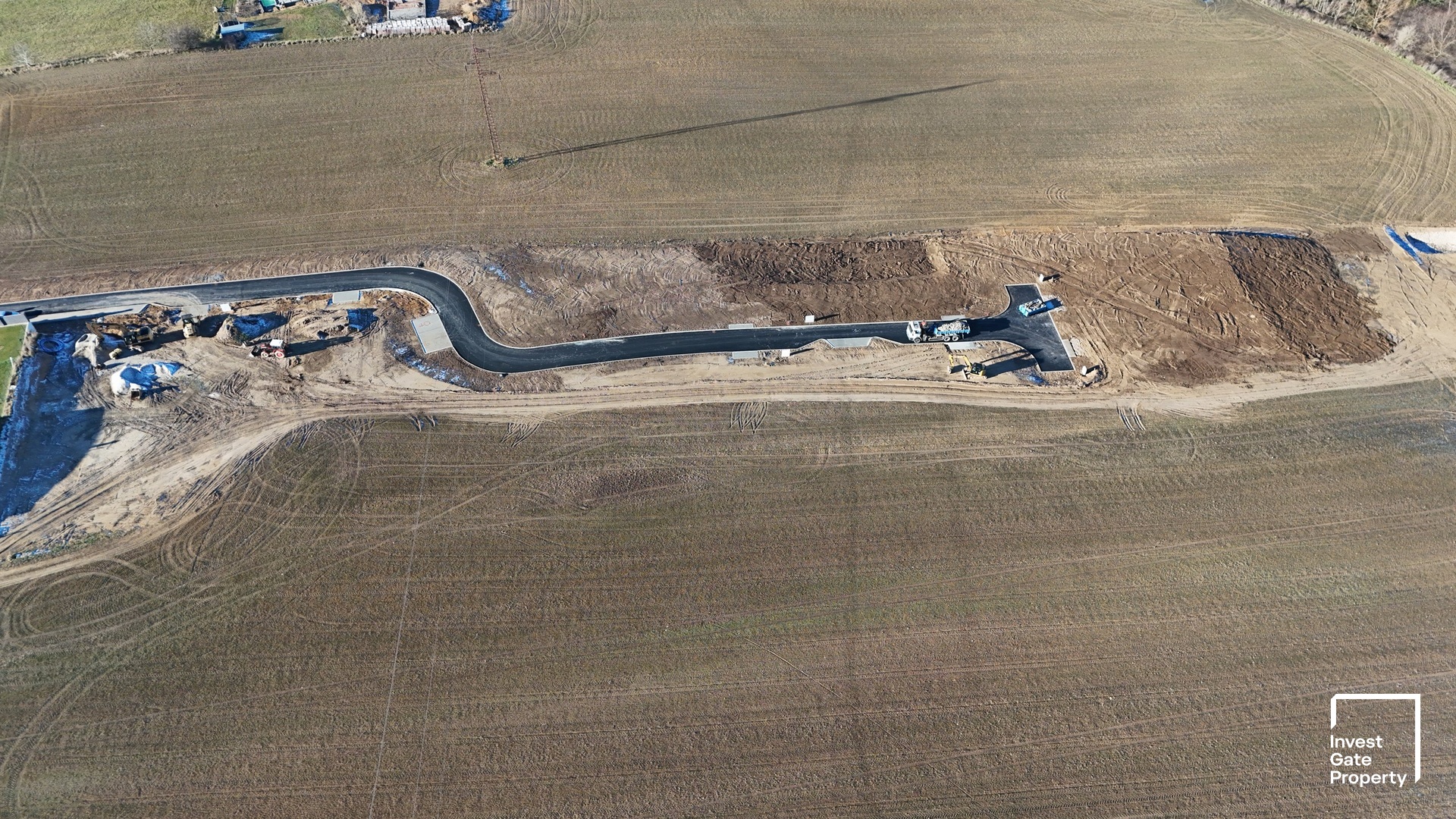 DJI_20241231121300_0029_D