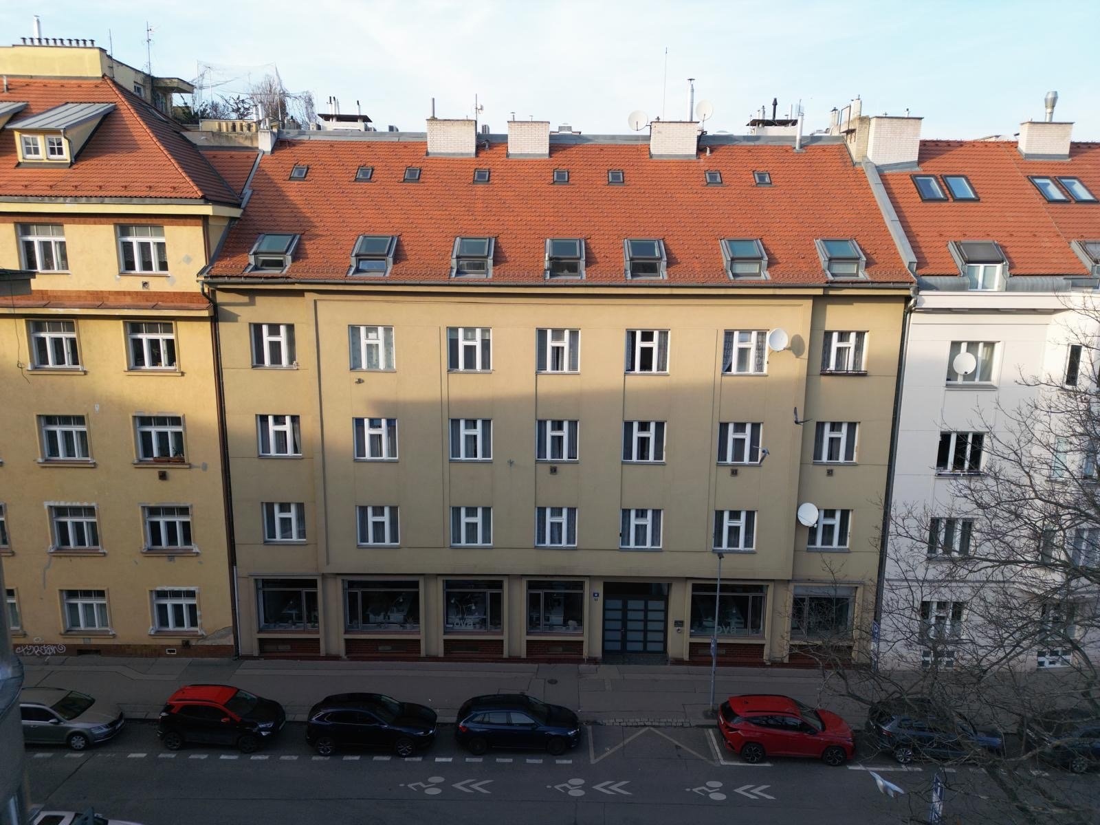 c964a3c9-1eb3-426e-a34a-9091eb92c044