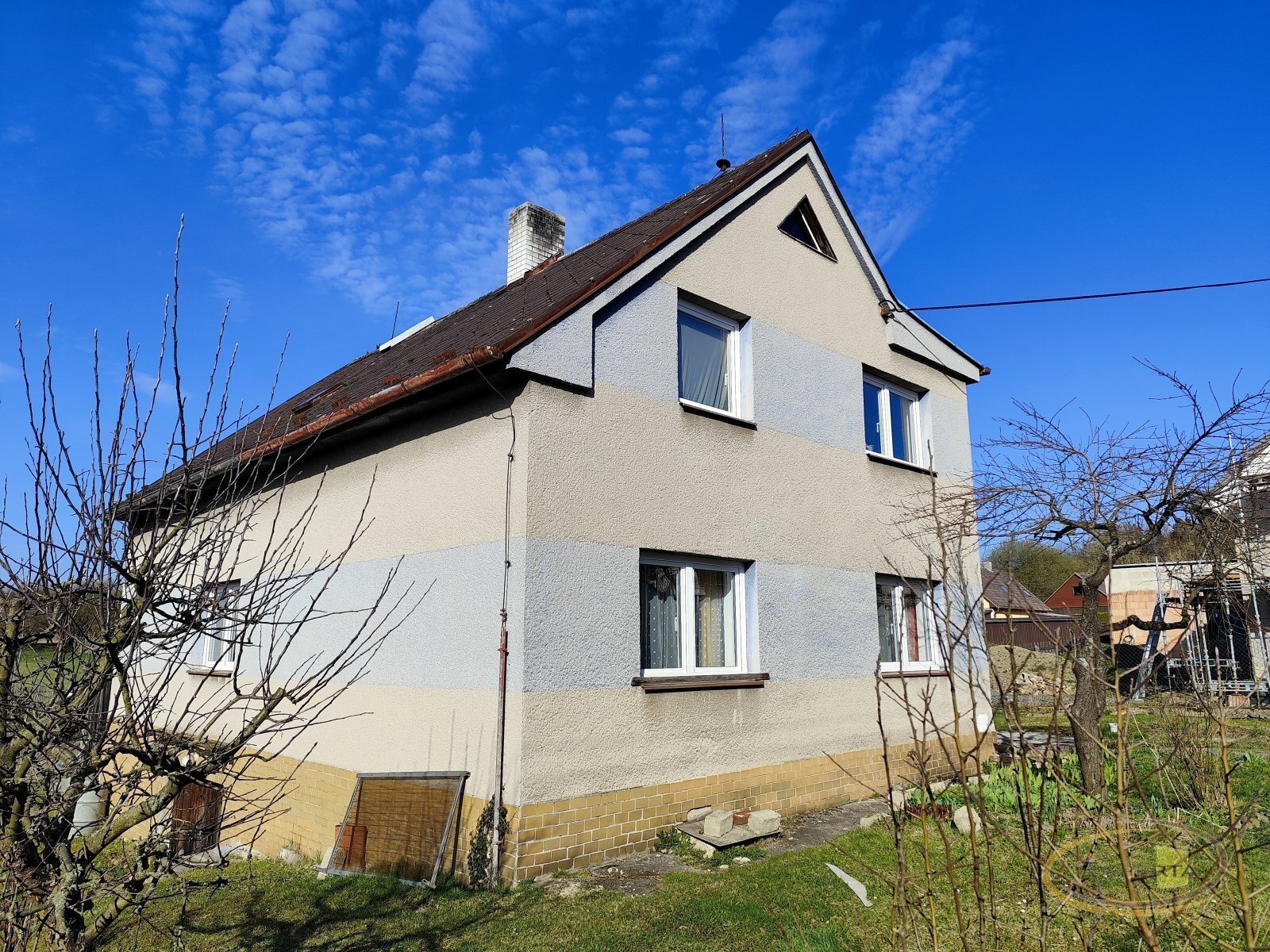dům 1.jpg