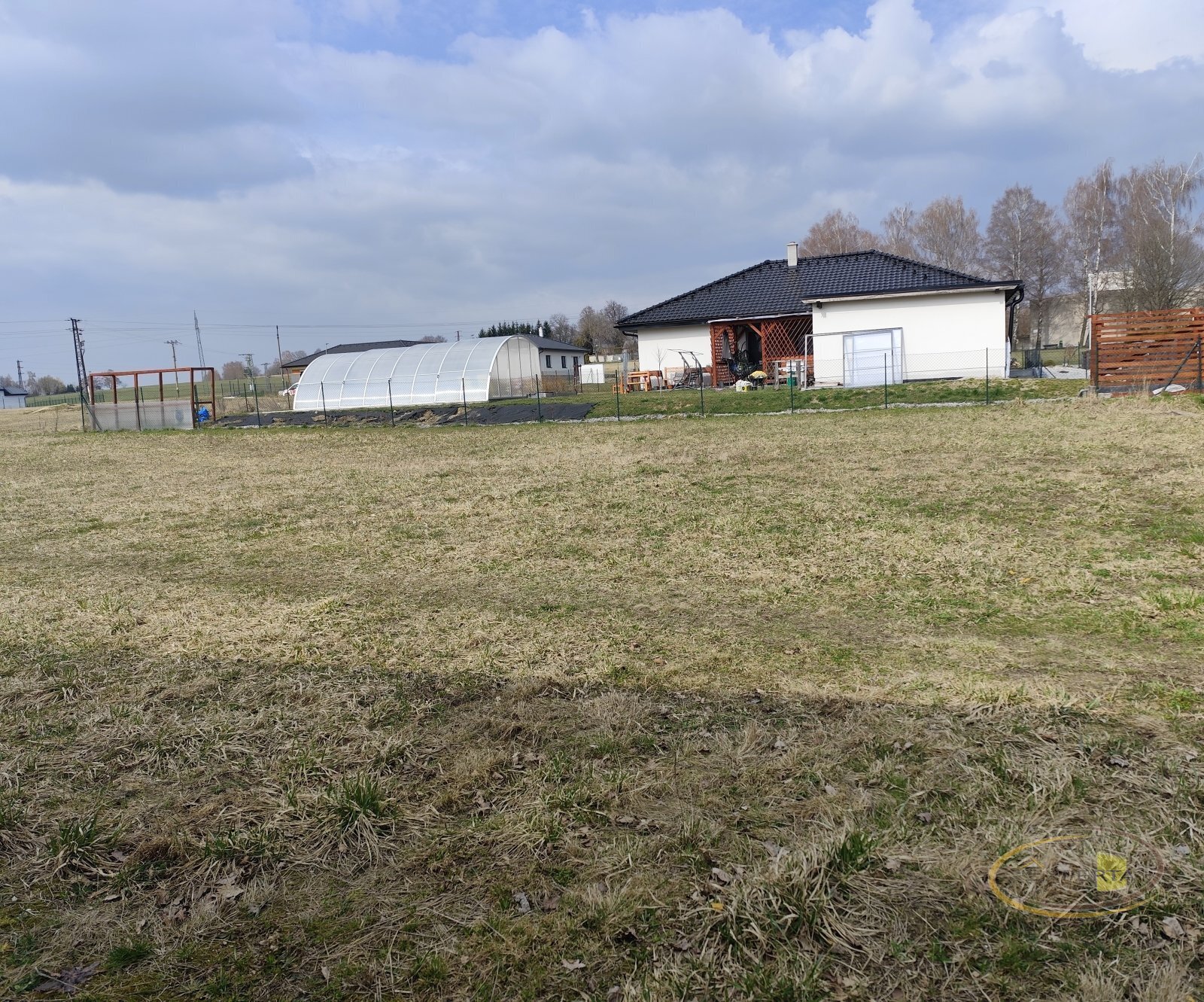 pozemek 3.jpg