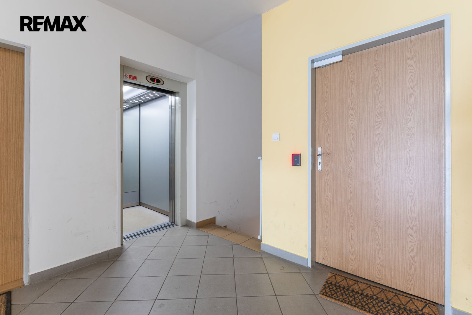 Chodba domu a výtah