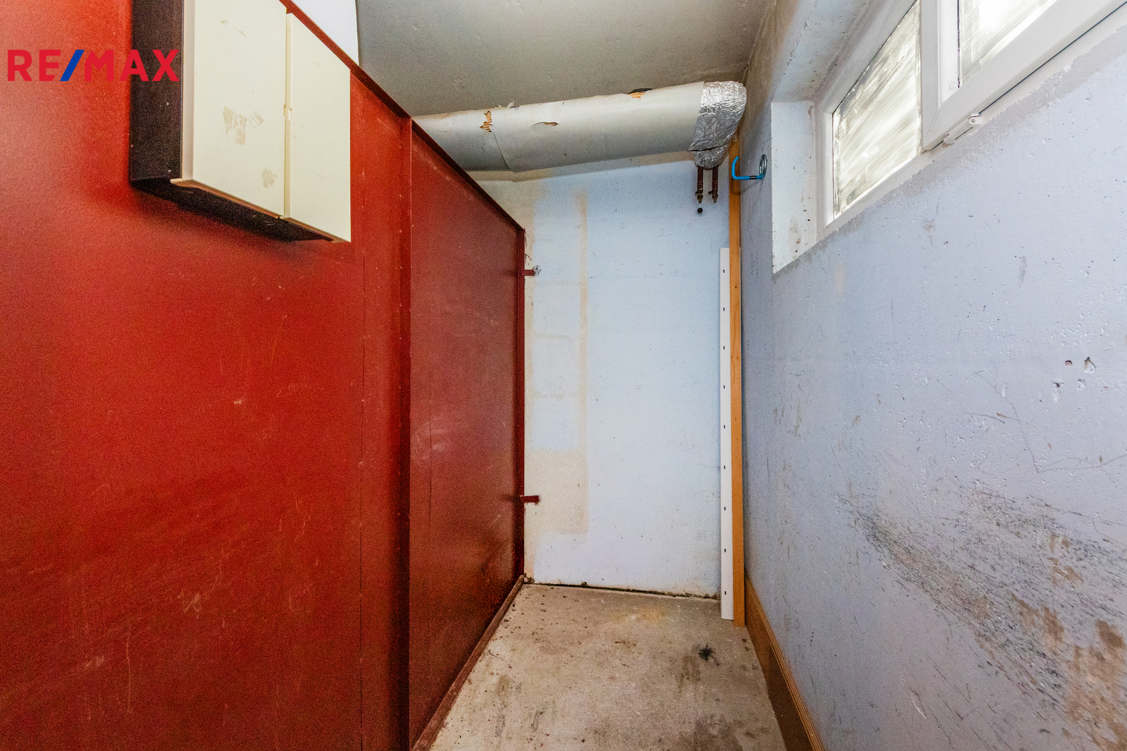 14. Sklepní kóje v suterénu domu