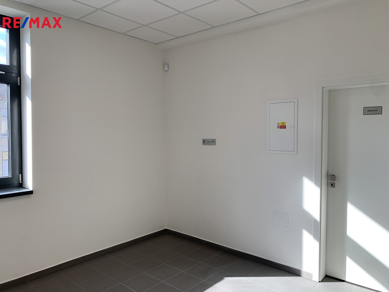 ordinace 20 m2 - čekárna