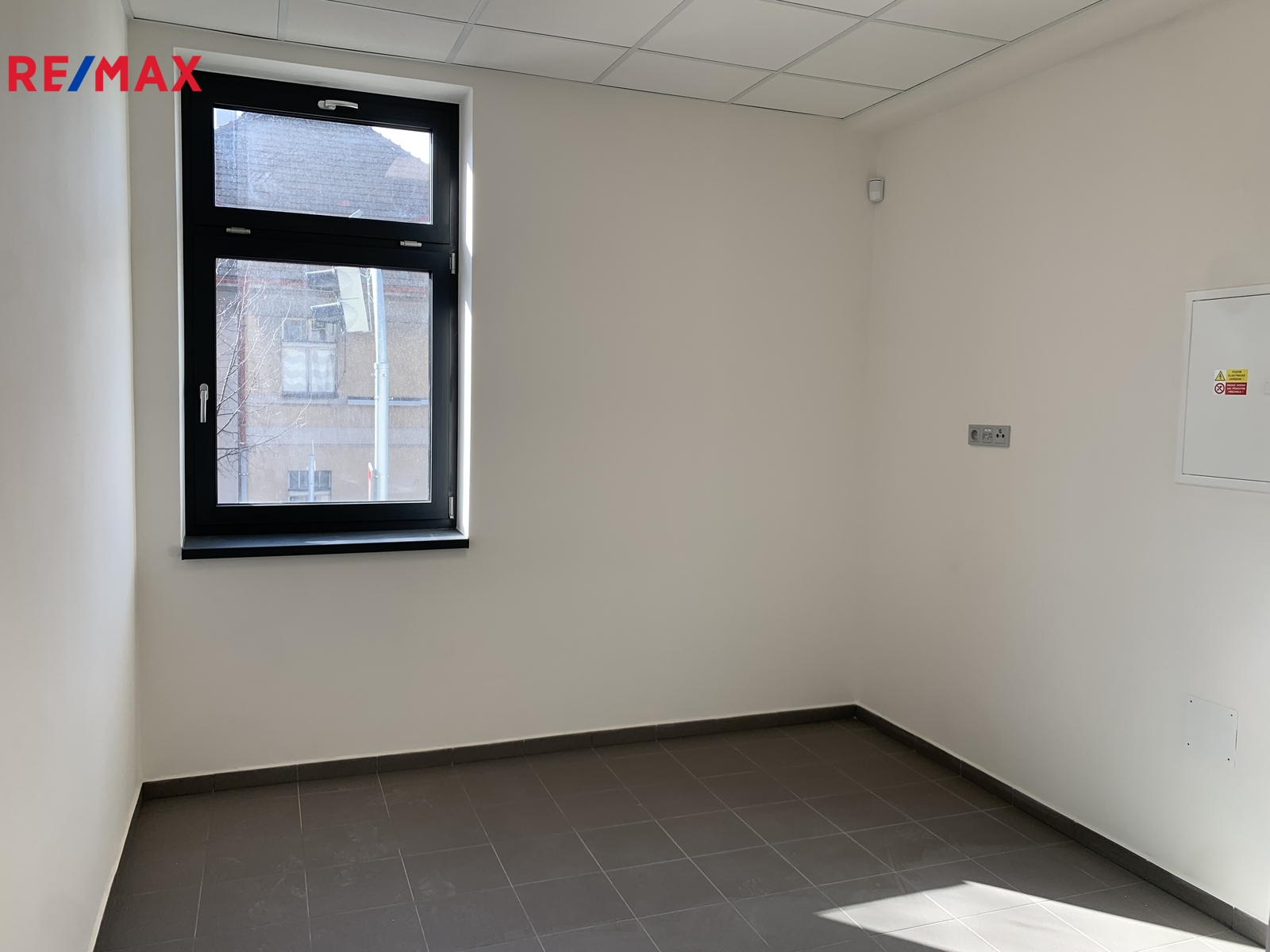 ordinace 20 m2 - čekárna