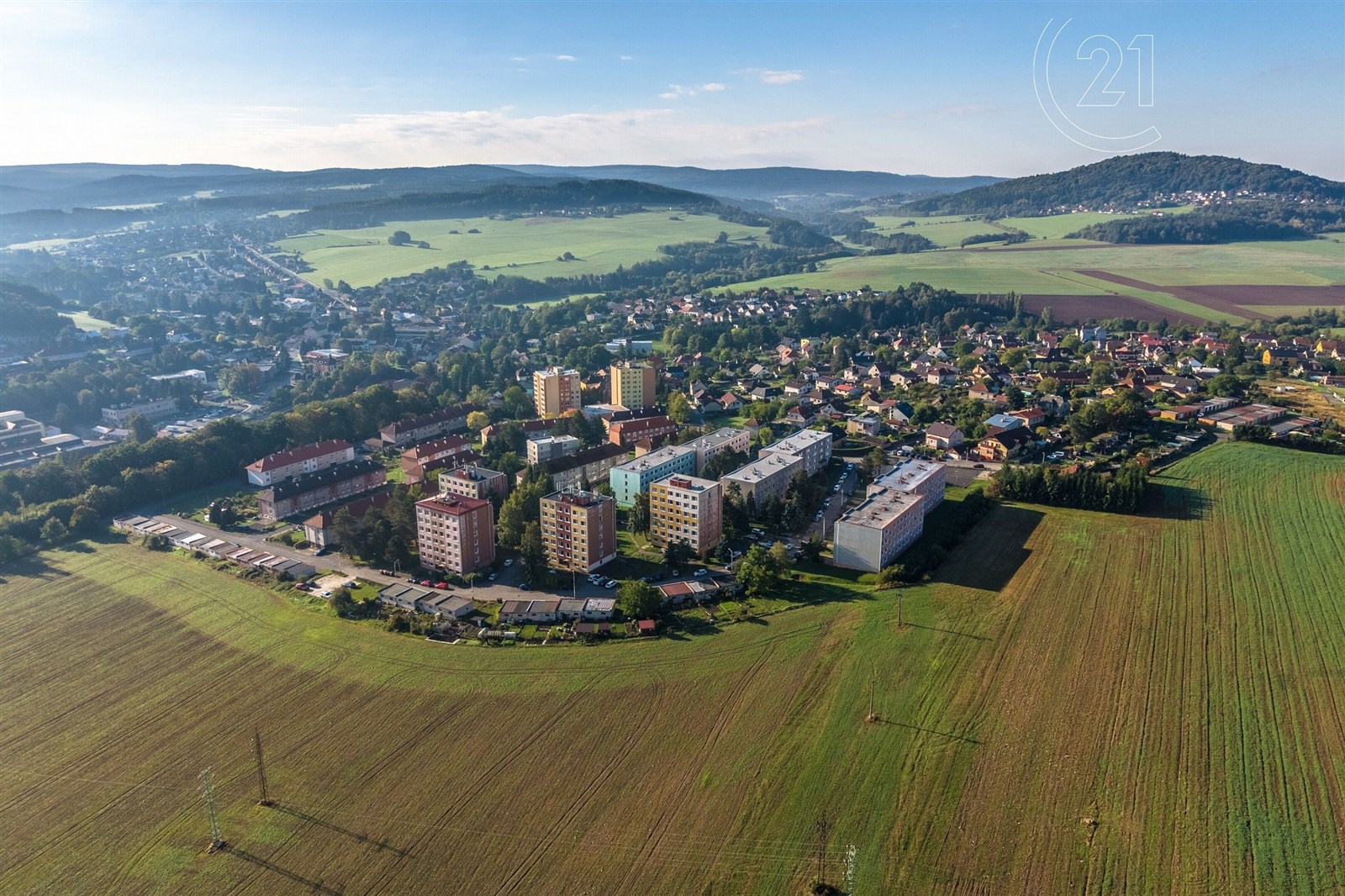 Komárov