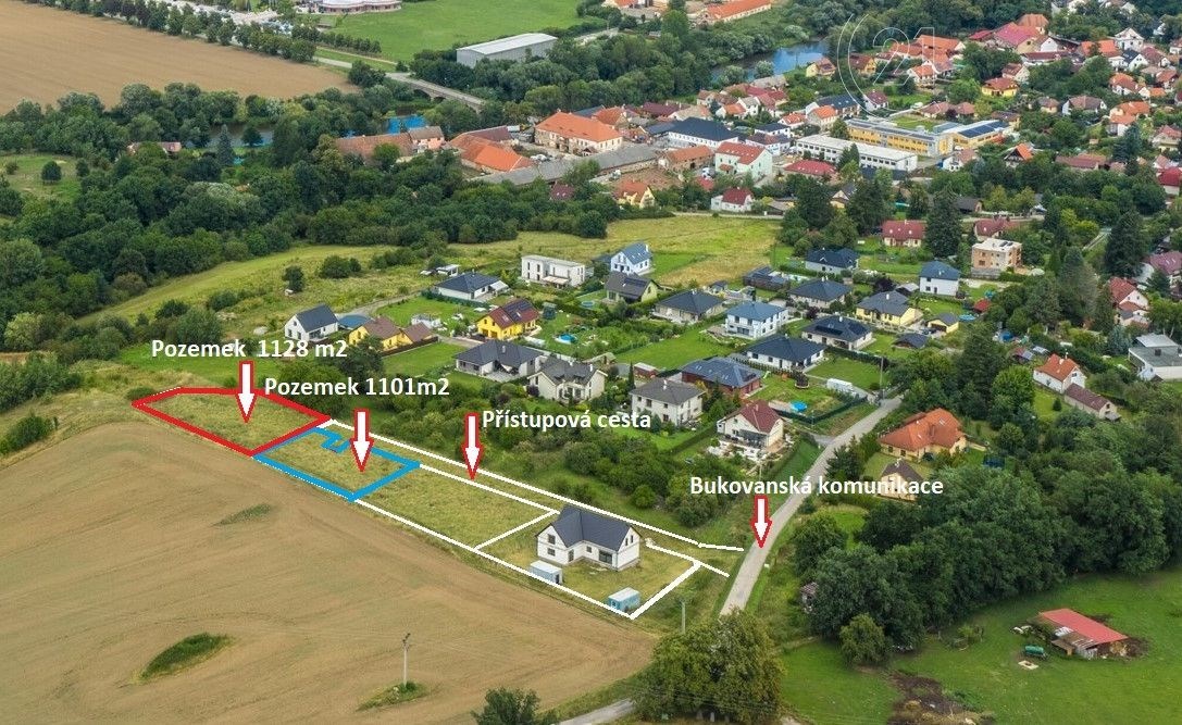 Krajní pozemek 1128m2 soukromí ze tří stran