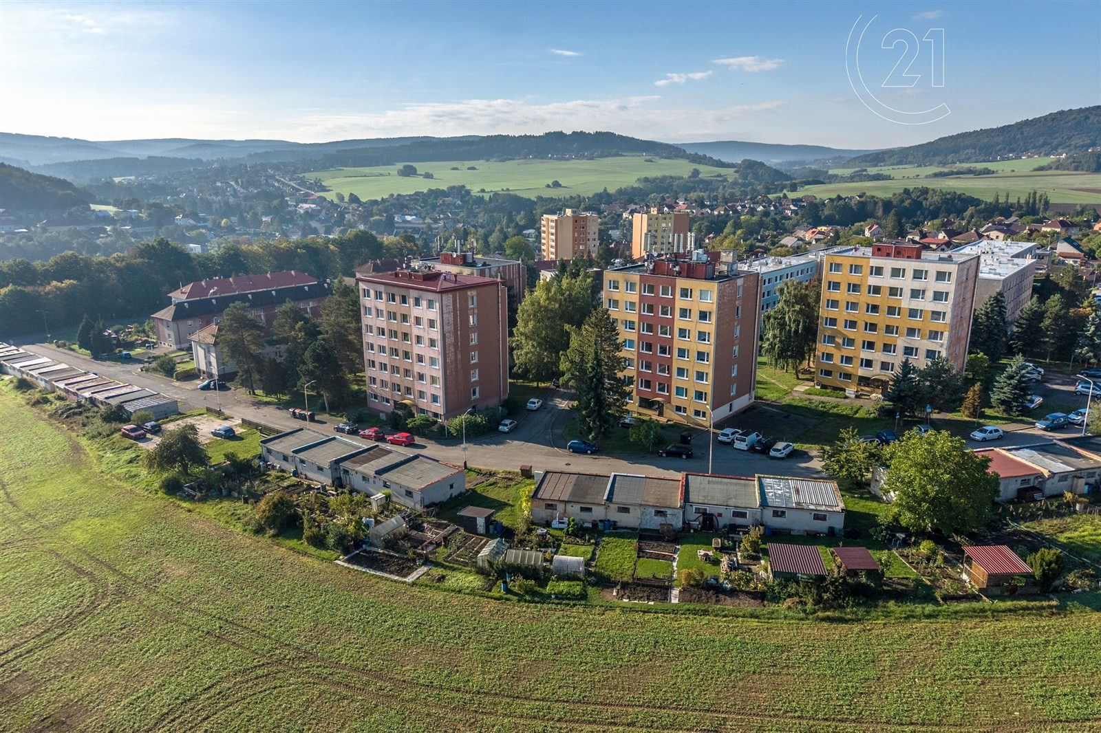 Komárov