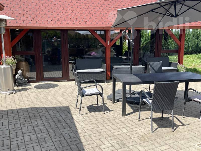 Pohed od sprchy na chatu