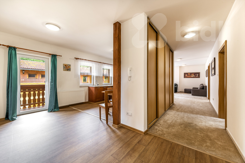 Pronájem apartmánu 3+1, Perštejn