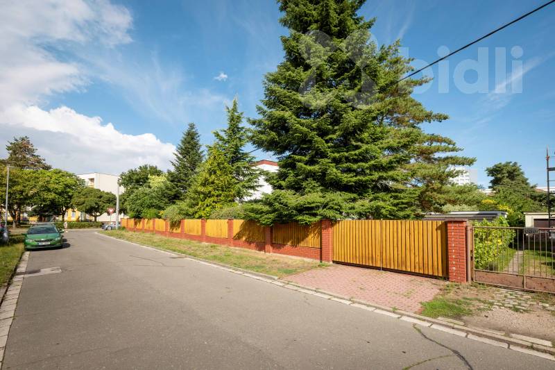 Vila s geniusem loci v srdci Malšovic