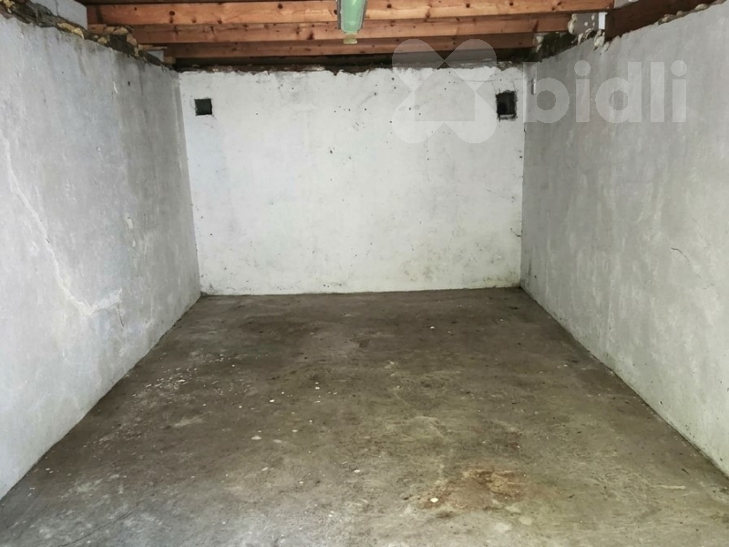Garáž