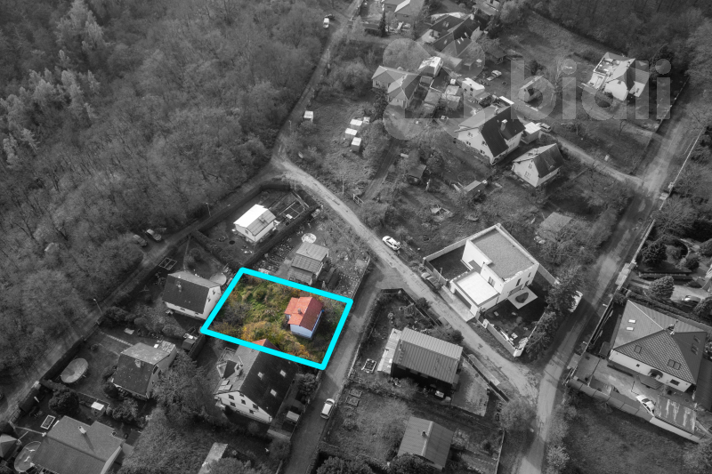 stavební pozemek Točná