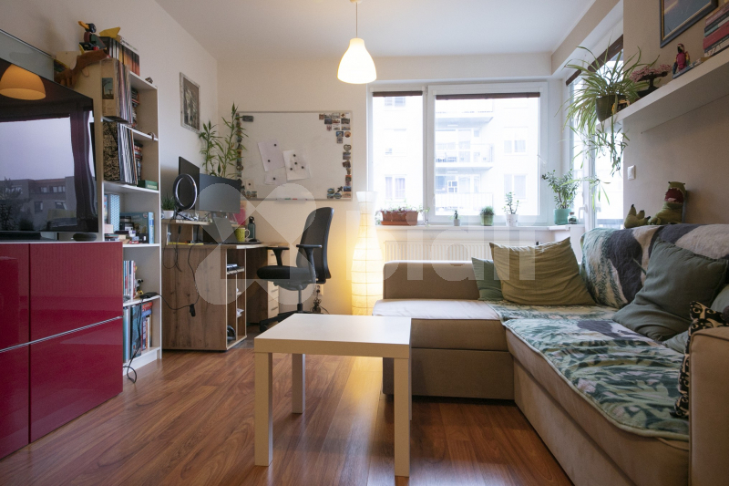 k pronájmu 2+kk, balkon, garážové stání Praha 4 Ch