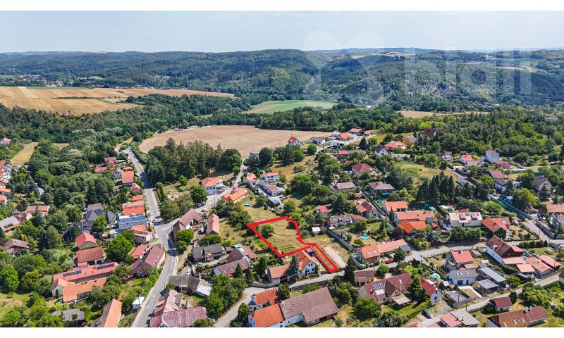 větší pozemek Okrouhlo
