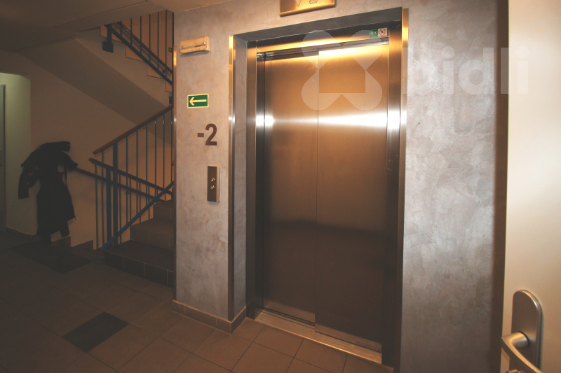 Garáž - Nusle, Kloboučnická