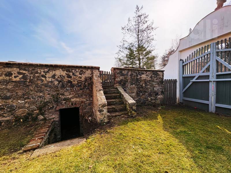 Pronájem bytu 3+kk, Žalany