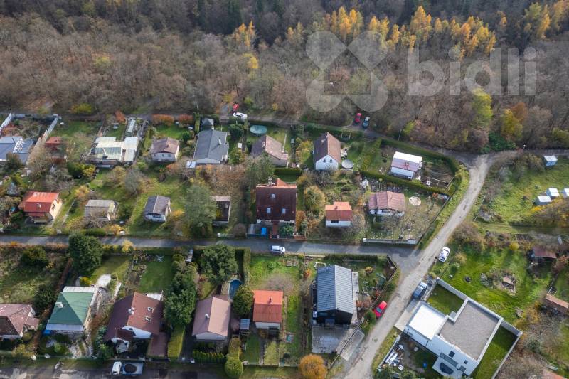 stavební pozemek Točná