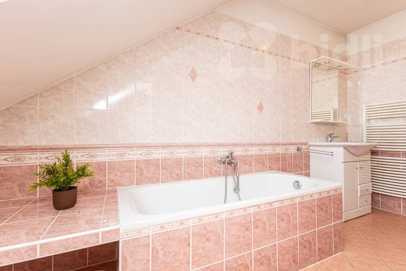 Prodej rodinného domu Mikulovice 9 990 000 Kč, foto 7