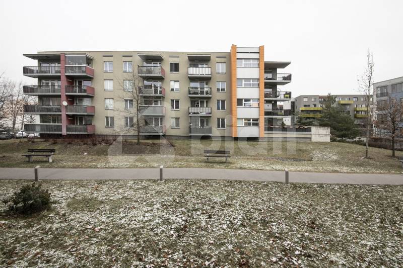 k pronájmu 2+kk, balkon, garážové stání Praha 4 Ch