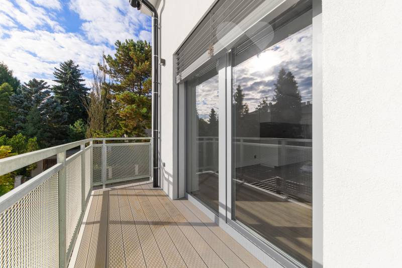 2+kk, Střelice u Brna